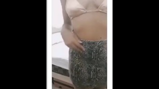 Susie Jackson try on haul de mini jupe sexy non censuré