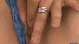 Hairy mom at home pussy rub