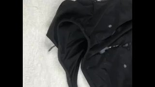 Cum in my panties before a run !