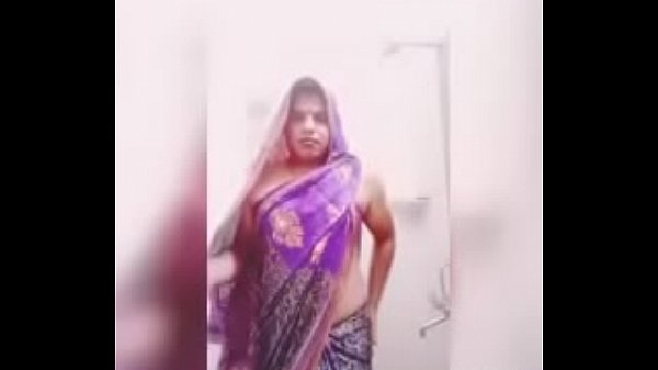 Shemale showing hot assets