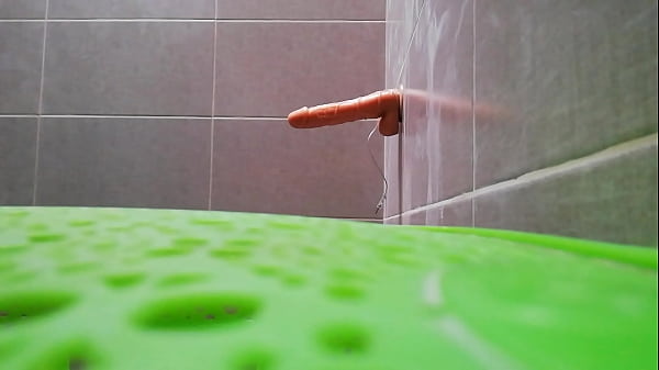 Sissy y su dildo